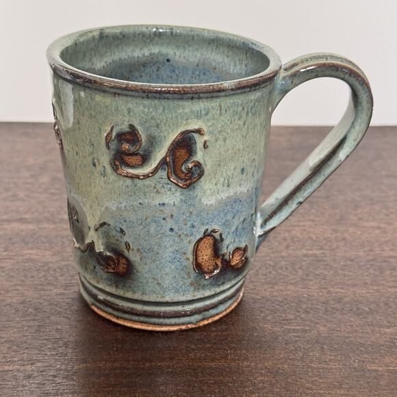 Studio Art Pottery Mug Green Brown Raised Abstract Swirl Striped Handle Signed - Picture 2 of 14